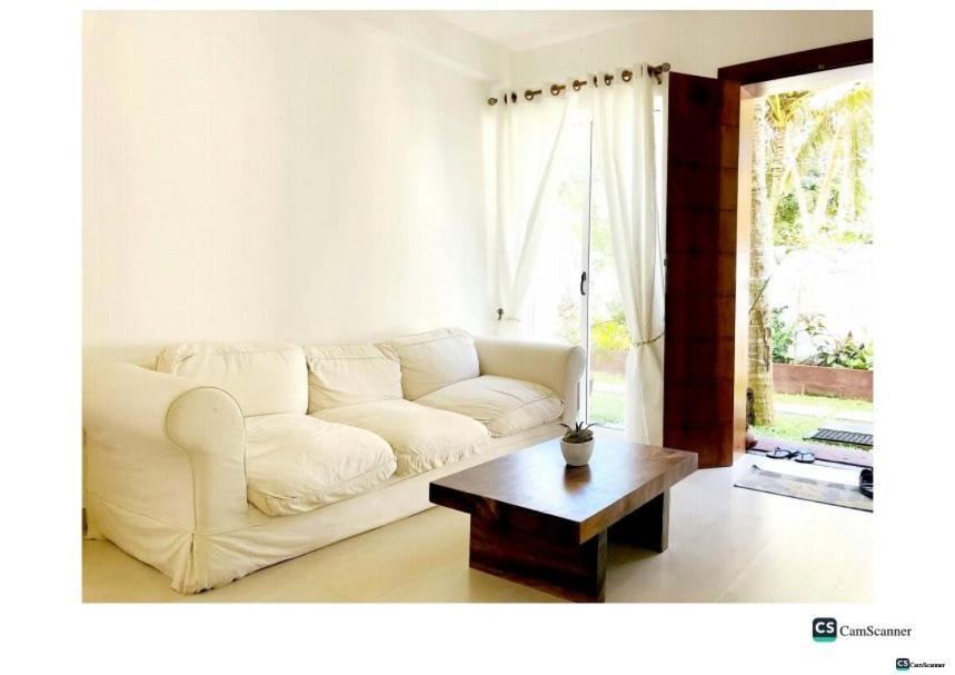 Ayona Beach Villa Katuneriya ภายนอก รูปภาพ