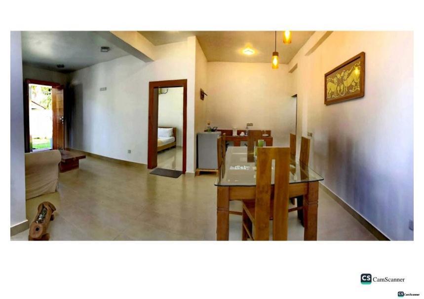 Ayona Beach Villa Katuneriya ภายนอก รูปภาพ